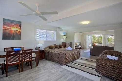 Regency Waterfront Noosa Aparthotel Noosaville